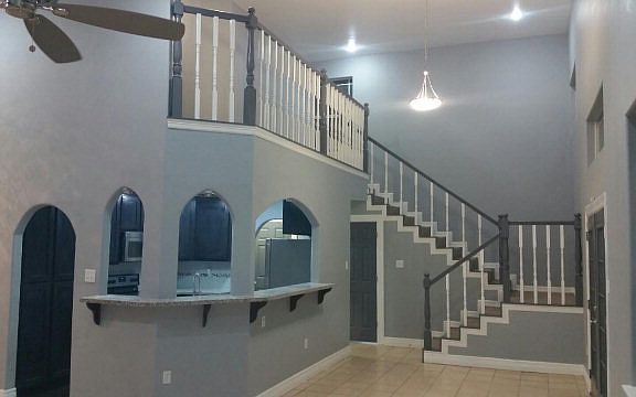 3rd image of 926 Bunker Ave