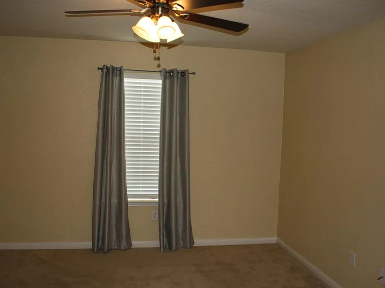 11510 Country Cyn — Photo 7