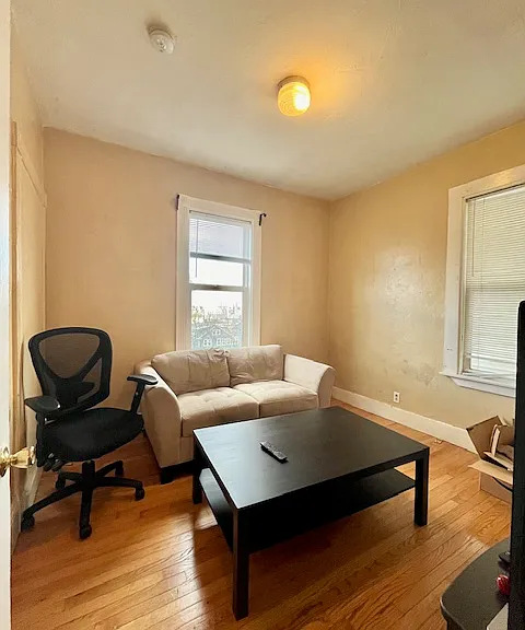 8 Eldora St #1 — Photo 6