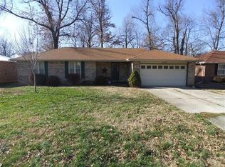 2131 S Farm Rd 133, Springfield, MO 65807