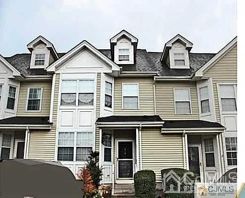 605 Blossom Cir