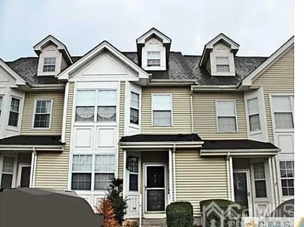 605 Blossom Cir, Dayton, NJ 08810