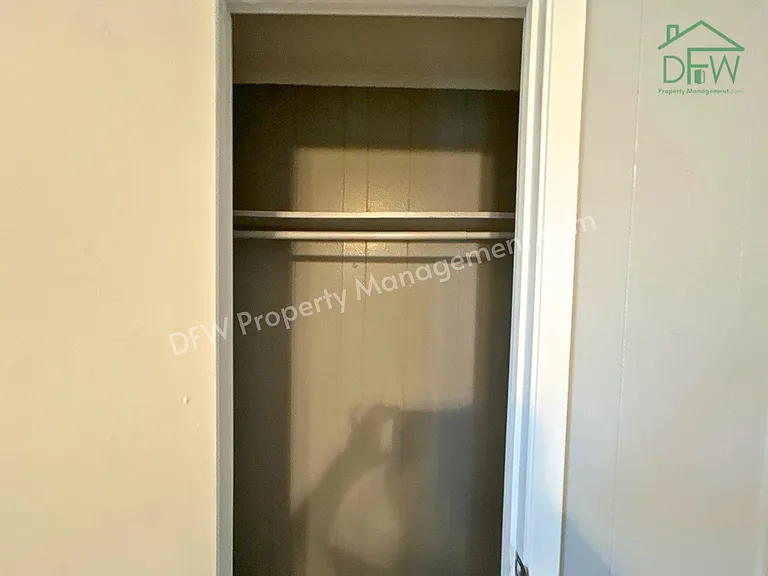 1615 Voirin Rd — Photo 19