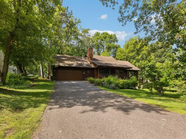 206 Oak Grove Ln, Saint Paul, MN 55115