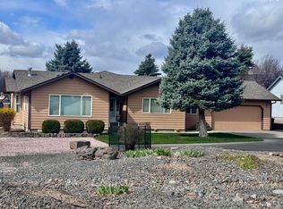 3117 NE Sugarpine Rd, Prineville, OR 97754