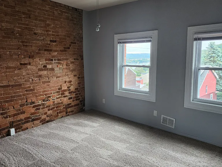 1851 Morningside Ave — Photo 24