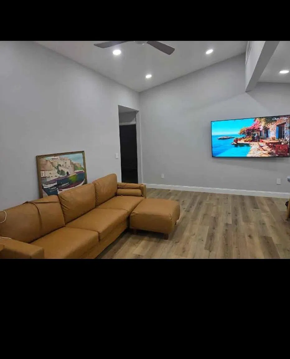 3 bed, 1187 sqft, $3,950 — Photo 4