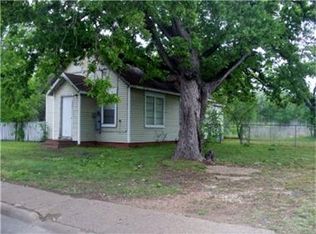 405 W Carson St, Bryan, TX 77801