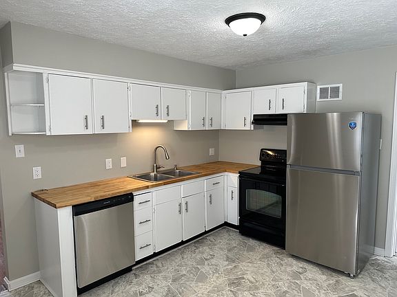 4th image of 3734 Whenner Dr
