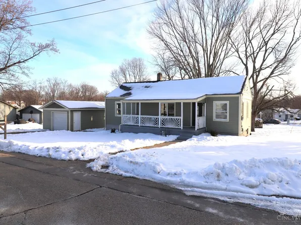 7990 Kenneth St, West Chester, OH 45069