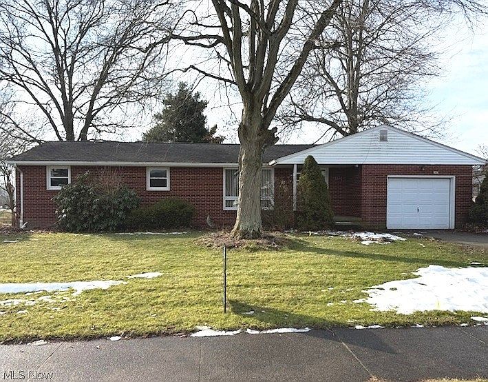 1st image of 1442 Monter Ave