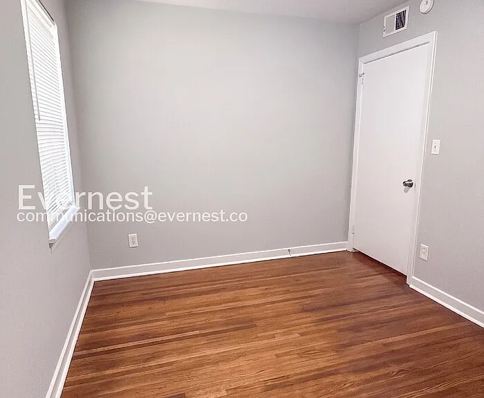 733 Glen Ridge Dr — Photo 32