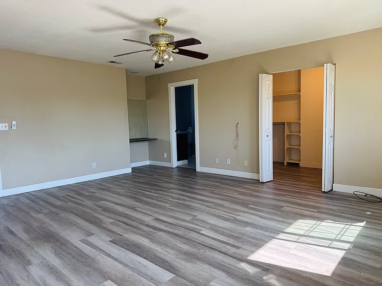 2102 Overhill Rd #C — Photo 5