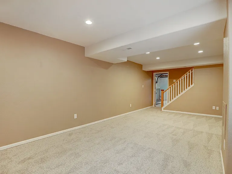 11862 Horseshoe Ln — Photo 25