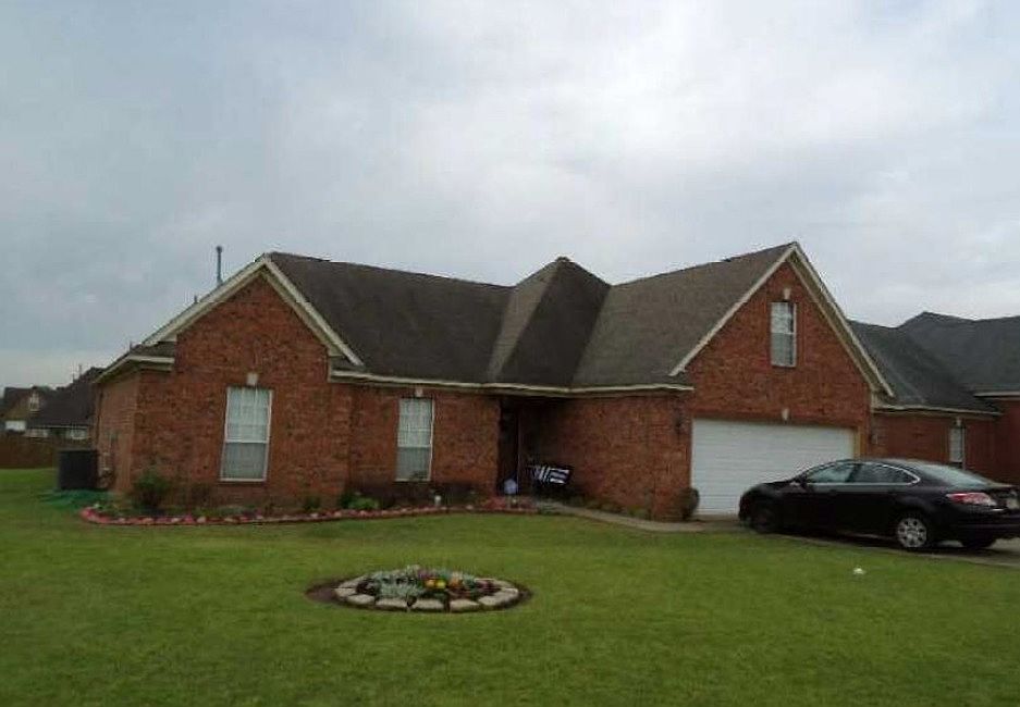 1st image of 5557 Kingsman Dr