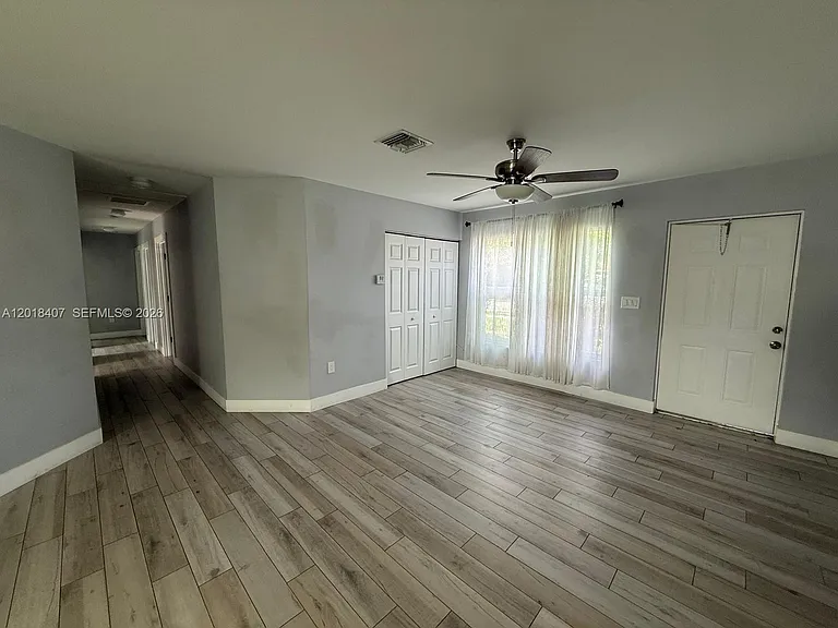 4393 Davis Rd #2 — Photo 4