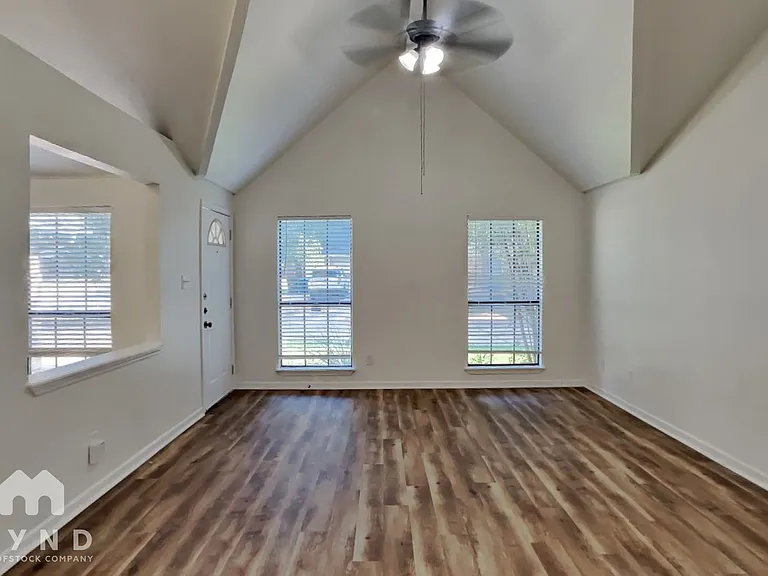 6708 Oriole Ct — Photo 5