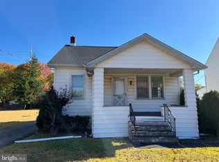 619 Edinburg Rd, Trenton, NJ 08619