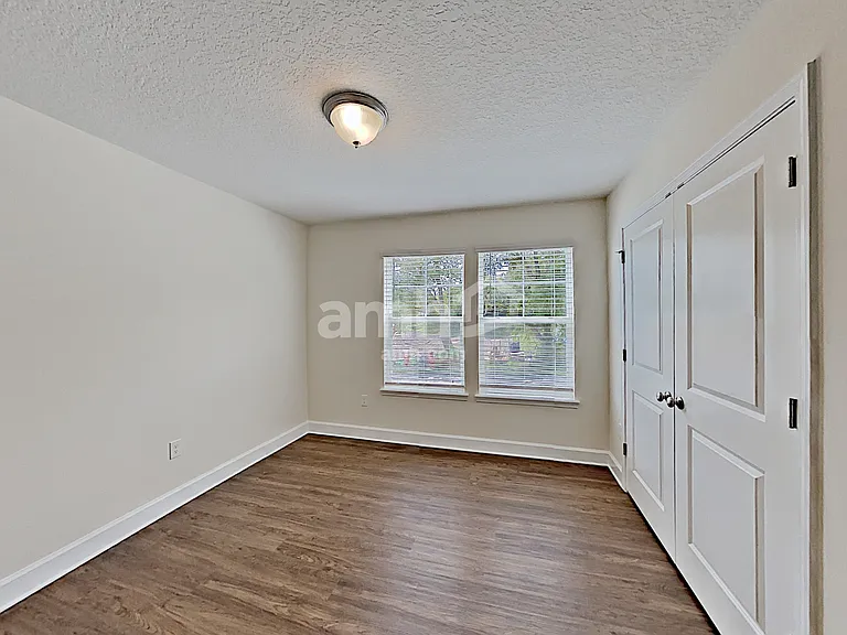 2429 Park Ave — Photo 14