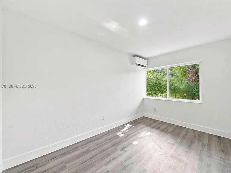 911 NW 69th St #1 — Photo 10