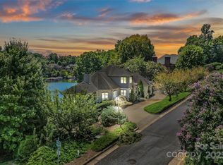 271 44th Avenue Cir NW, Hickory, NC 28601