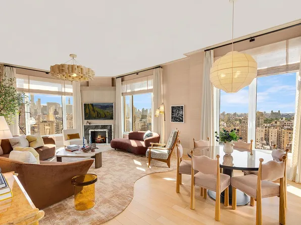 200 E 83rd St #24C, New York, NY 10028
