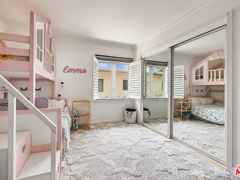 4733 S La Villa Marina #C — Photo 33