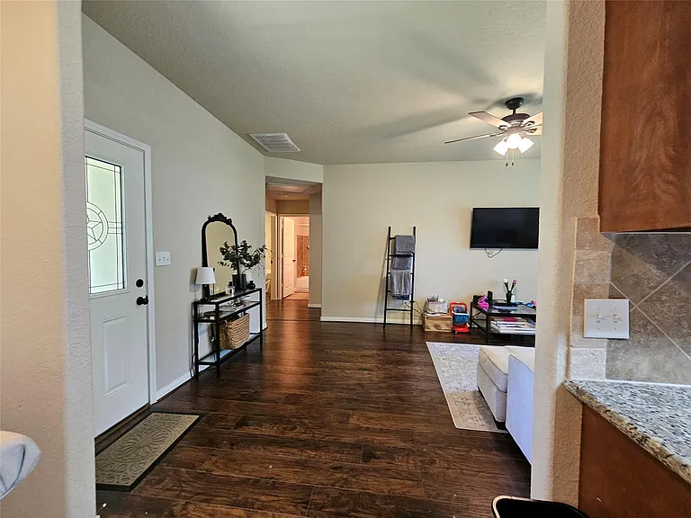 10761 Royal Terrell Dr — Photo 5