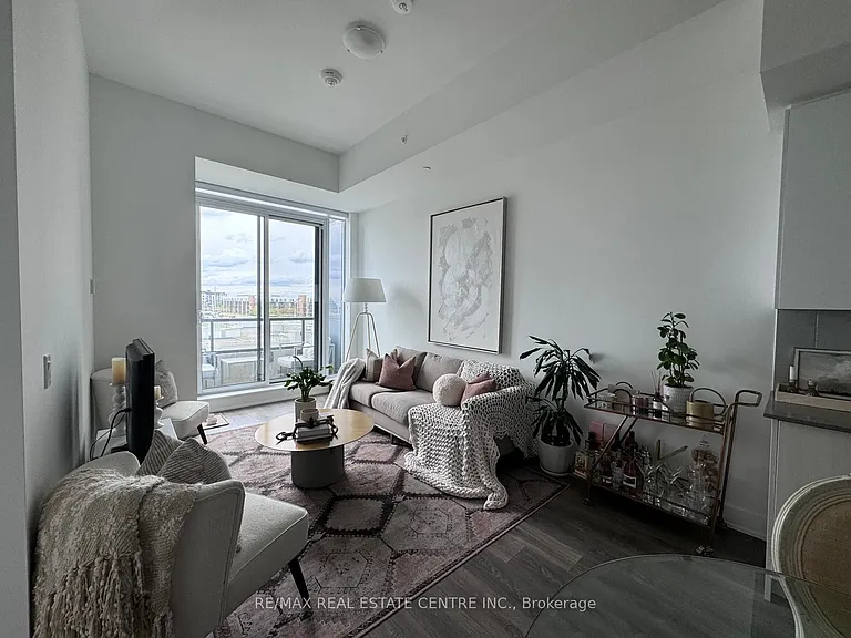 2481 Taunton Rd #308 — Photo 5