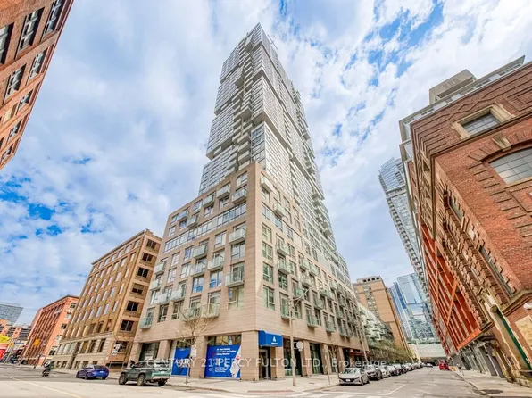 30 Nelson St, Toronto, ON