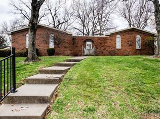 4599 Crestwood Ct, Newburgh, IN 47630