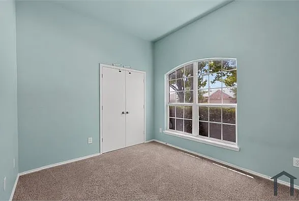 9012 Boone Dr — Photo 23