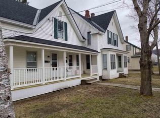32 Park St, Colebrook, NH 03576