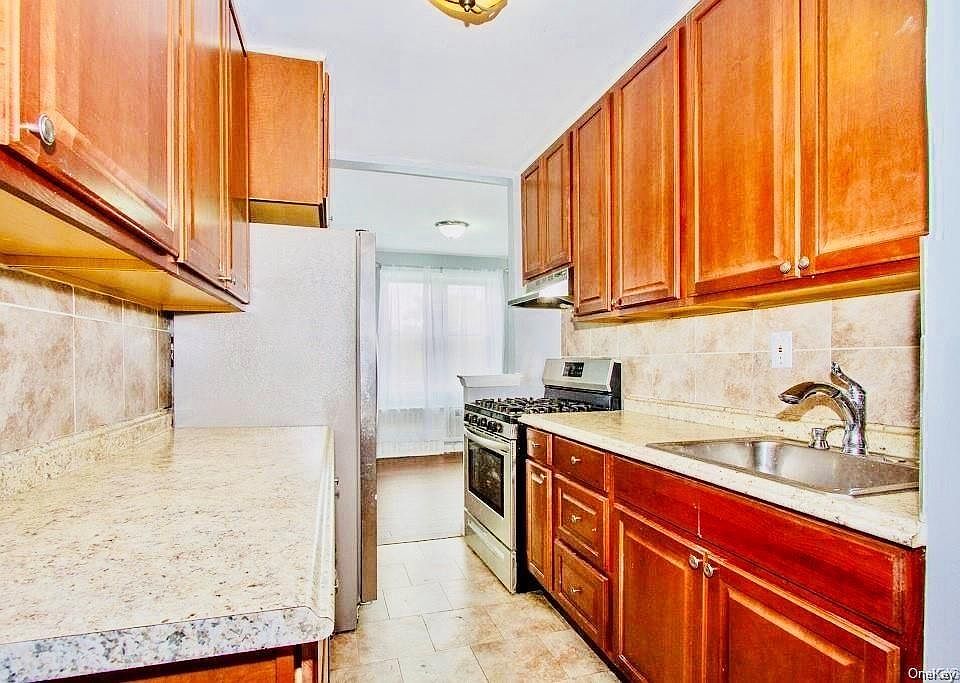 1st image of 495 Odell Ave APT 5C