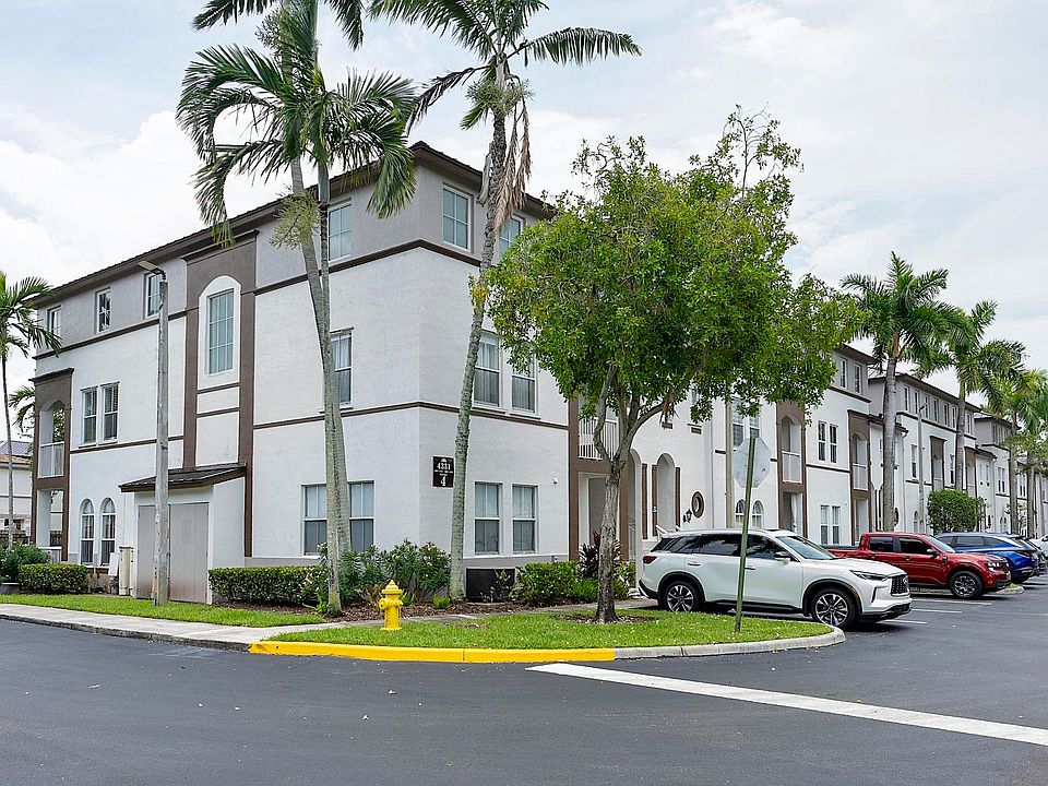 1st image of 4331 SW 160th Avenue #103