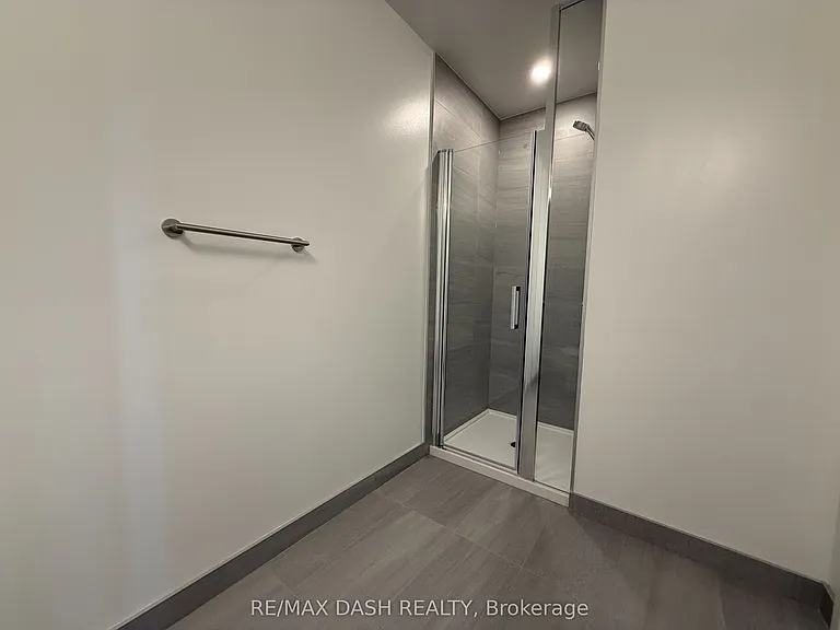 628 Church St #903 — Photo 24