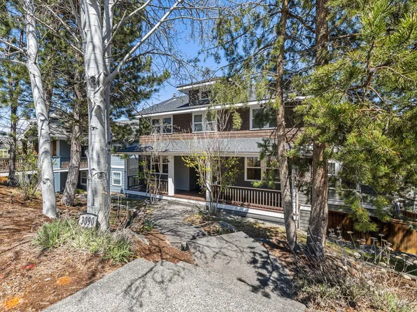 3090 NW Colonial Dr, Bend, OR 97703
