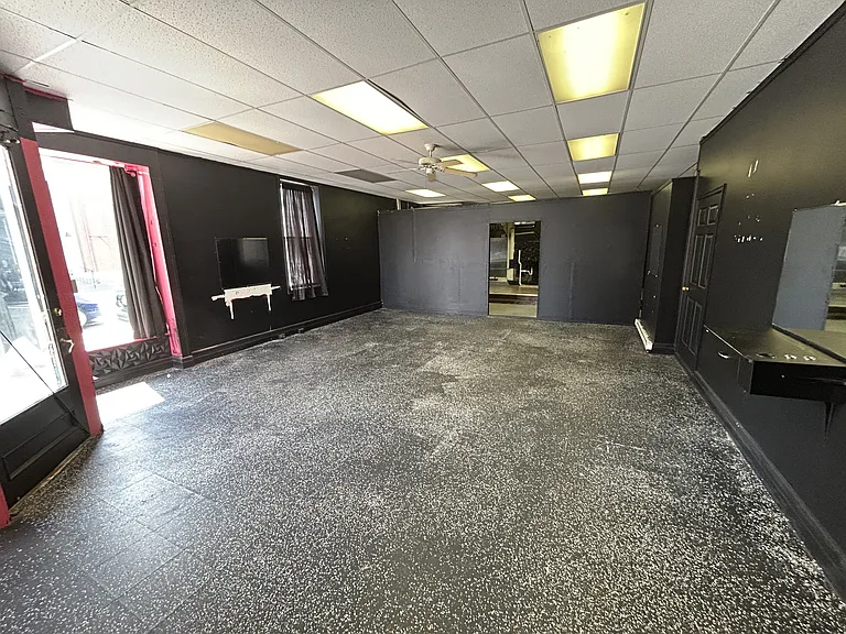 145 E Antietam St #1 — Photo 5