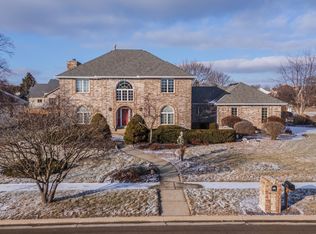 3018 Wisteria Ln, Bloomington, IL