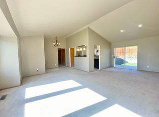 5405 Pear Butte Dr, Yakima, WA