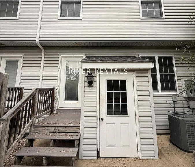2412 Millwood Loop — Photo 15