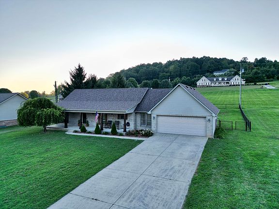 4th image of 260 Jackson Ln