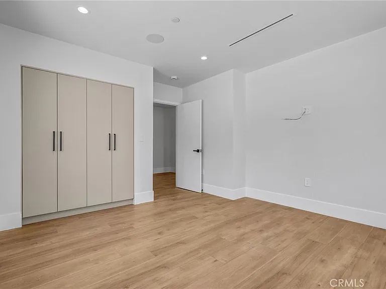 7508 1/2 Claire Ave — Photo 5