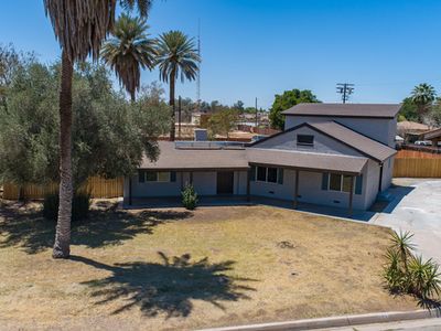 151 N Las Flores Dr, Brawley, CA, 92227