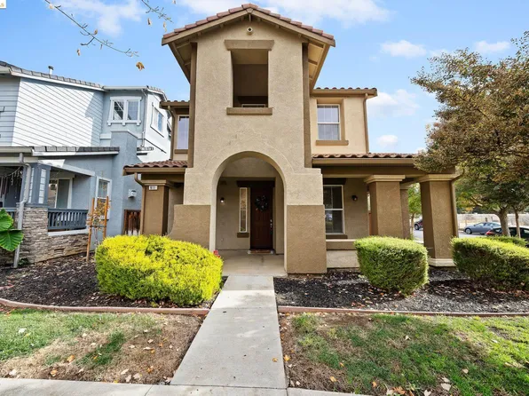 911 Oxford Ln, Brentwood, CA 94513