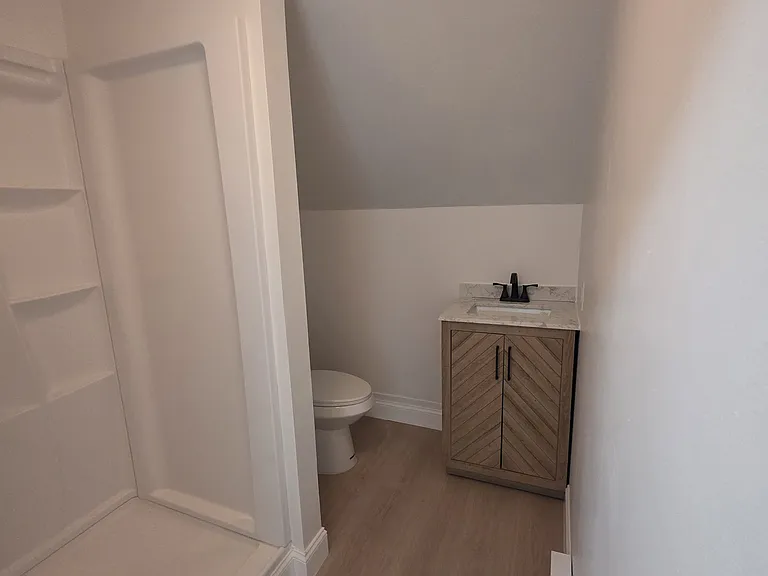 92 Washington St #3 — Photo 5