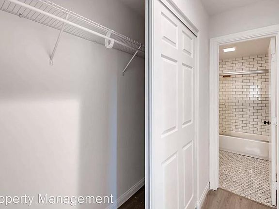 4th image of 3333 Drew St #3