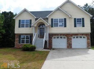 319 Birch Ct, Carrollton, GA 30116