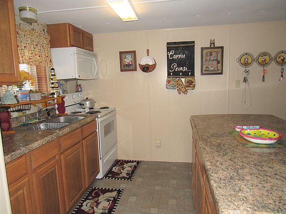 5th image of 257 Boardman Dr