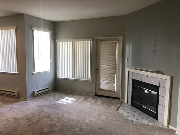 4th image of 183 Marina Lakes Dr